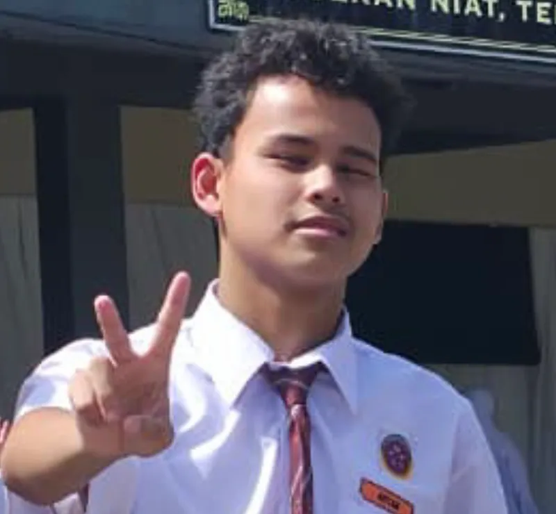 Aryan(3 Zirkon)